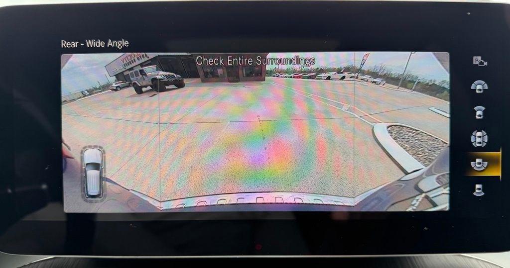 Mercedes-Benz GLC-Class  2022