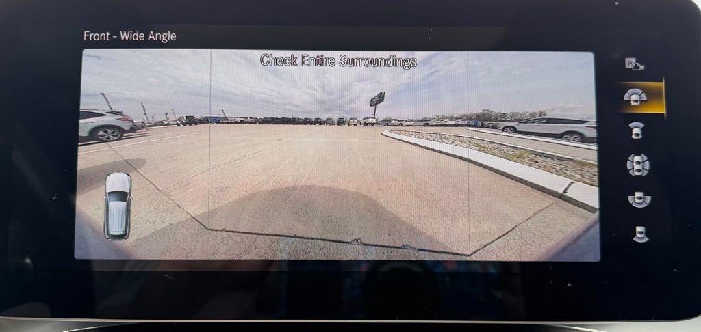 Mercedes-Benz GLC-Class  2022