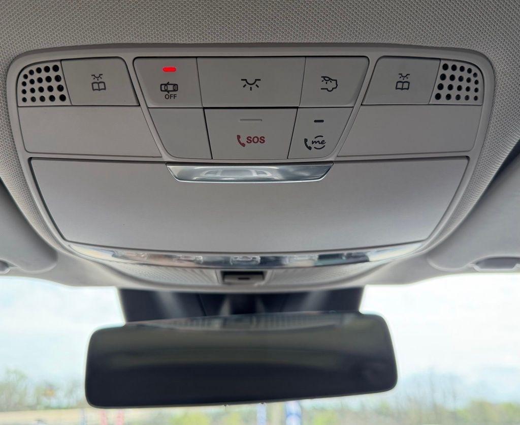 Mercedes-Benz GLC-Class  2022