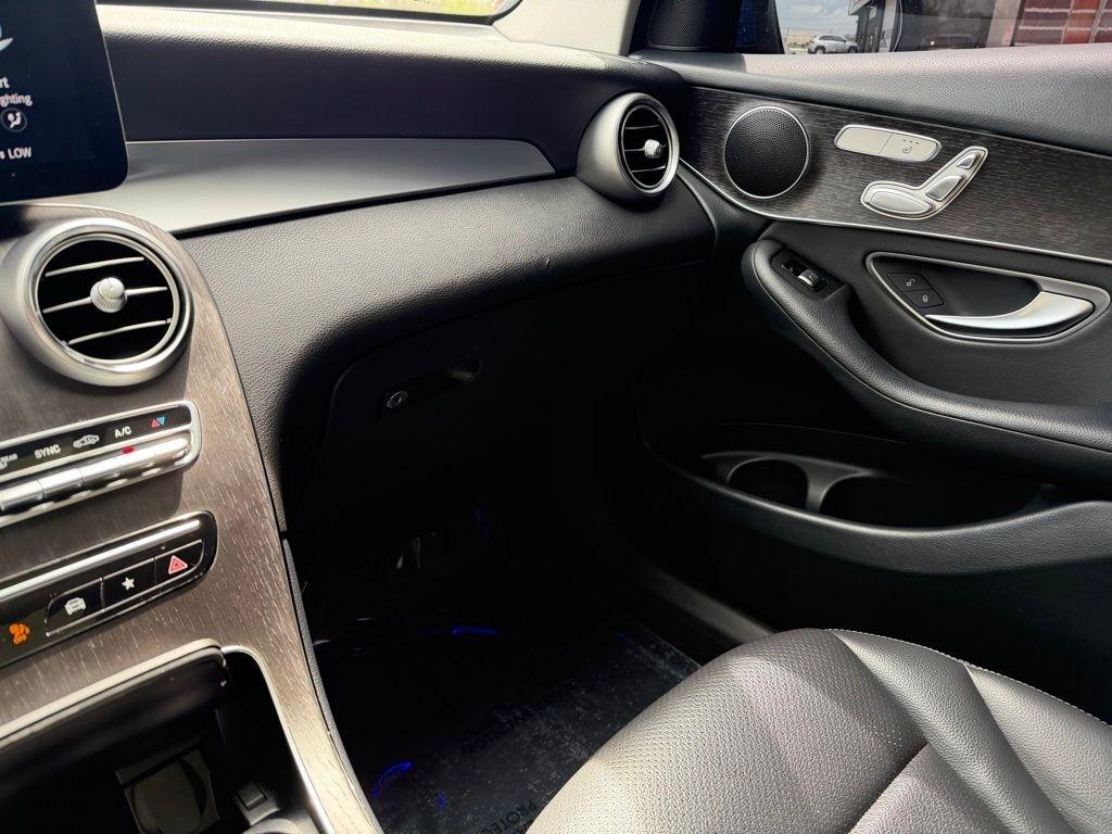 Mercedes-Benz GLC-Class  2022