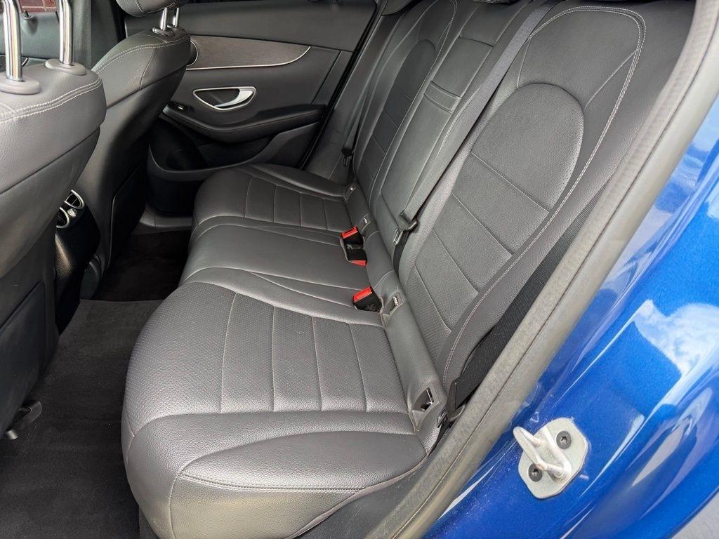 Mercedes-Benz GLC-Class  2022