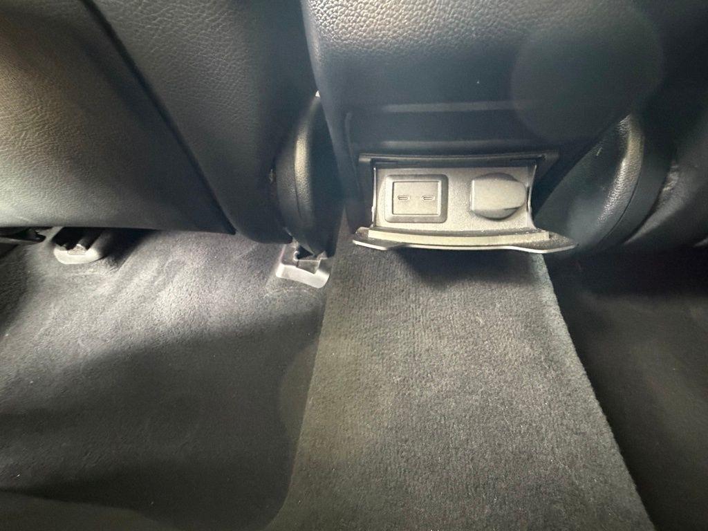 Mercedes-Benz GLC-Class  2022