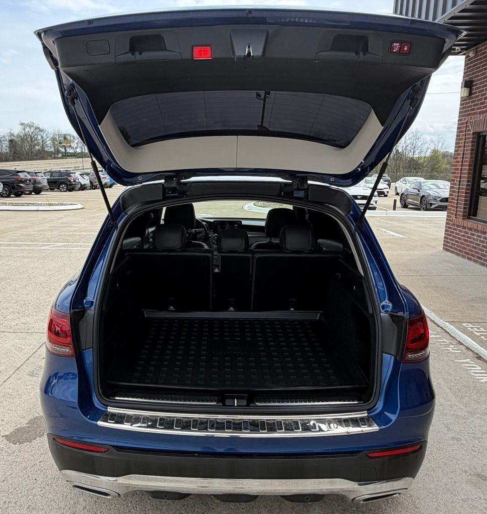 Mercedes-Benz GLC-Class  2022