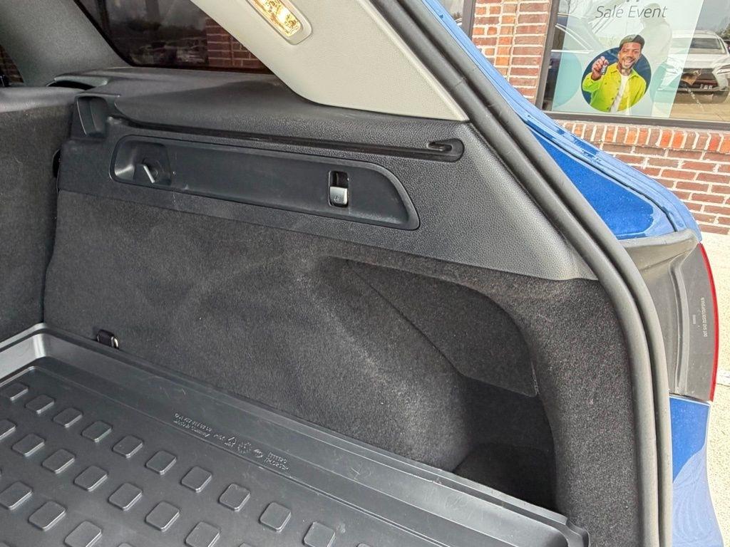 Mercedes-Benz GLC-Class  2022