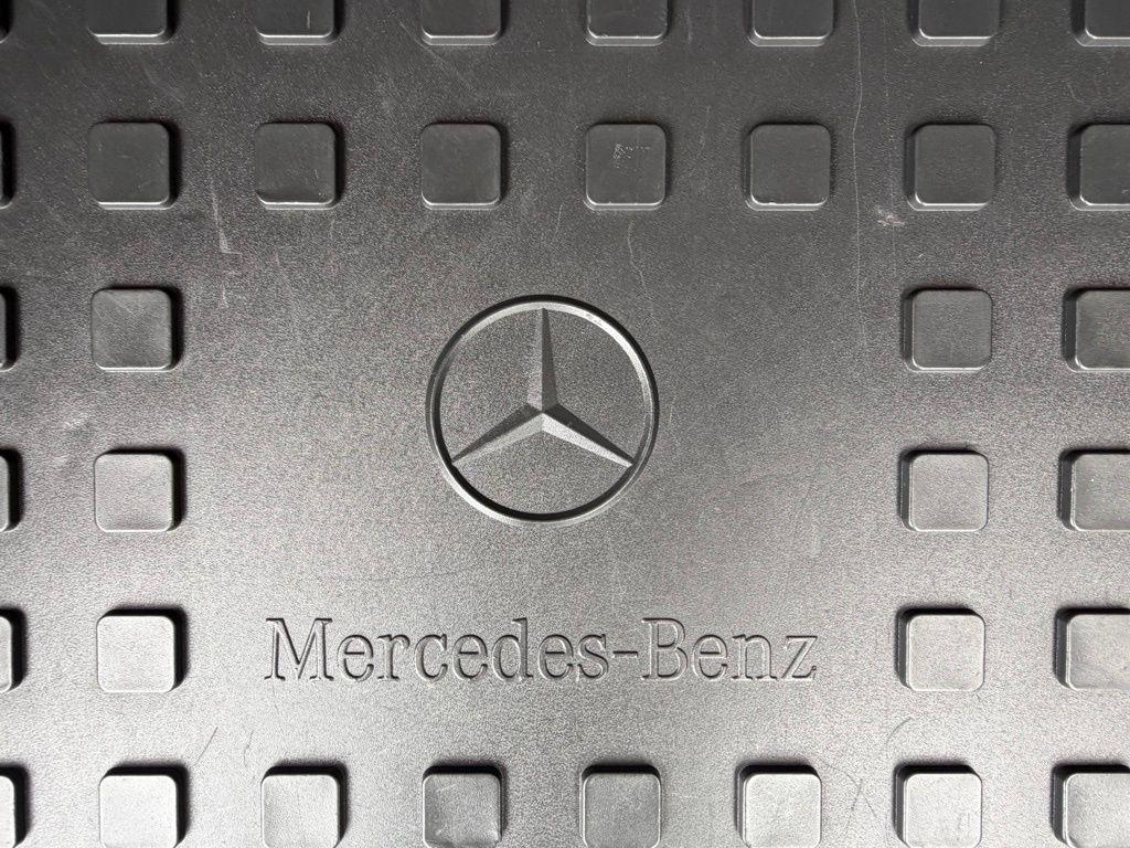 Mercedes-Benz GLC-Class  2022