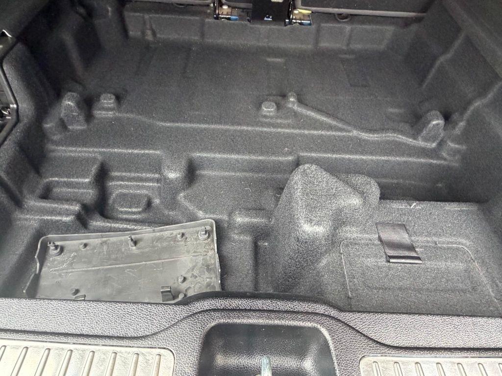 Mercedes-Benz GLC-Class  2022