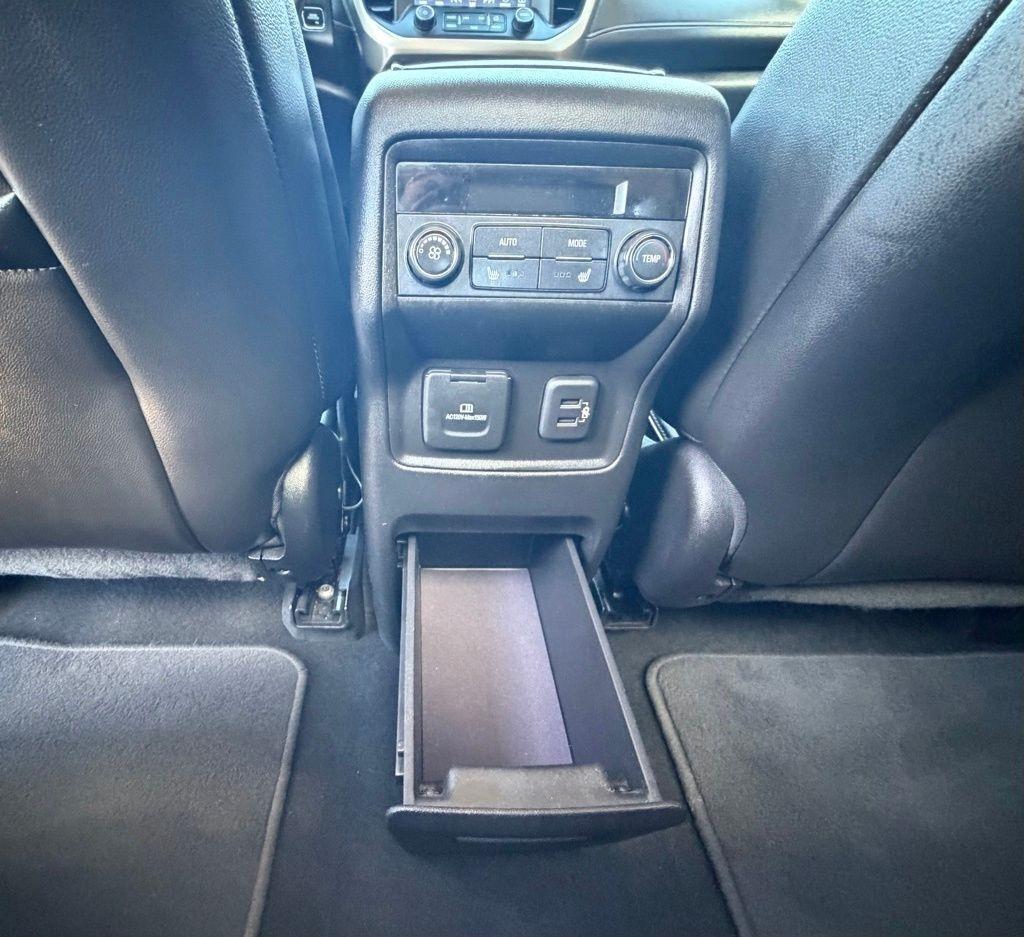GMC Acadia  2019