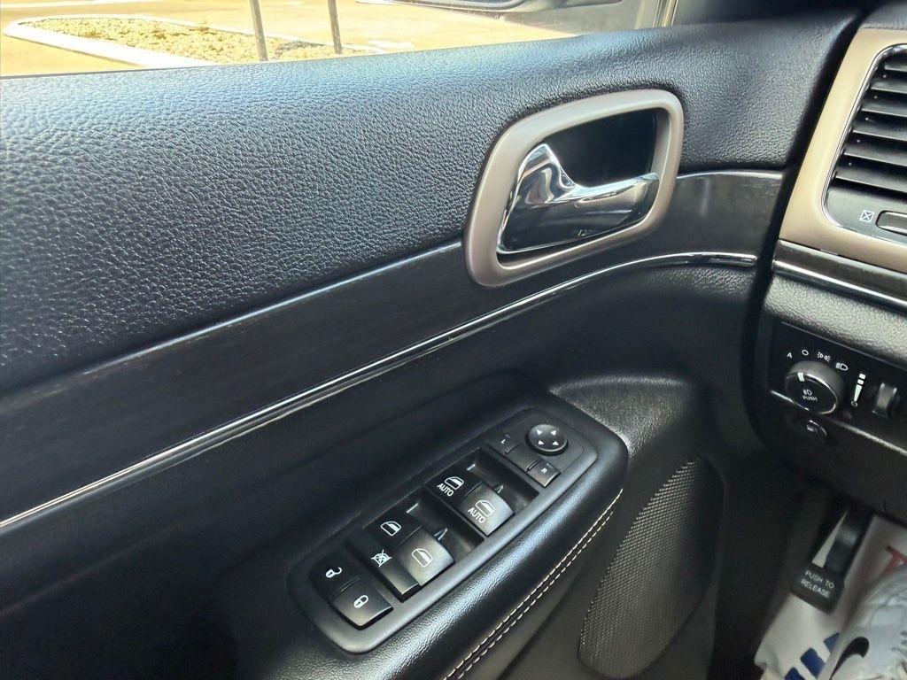 Jeep Grand Cherokee  2017