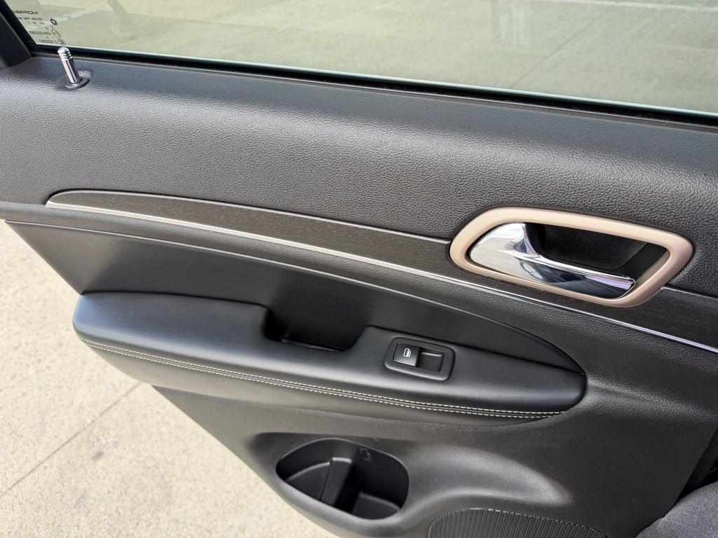 Jeep Grand Cherokee  2017