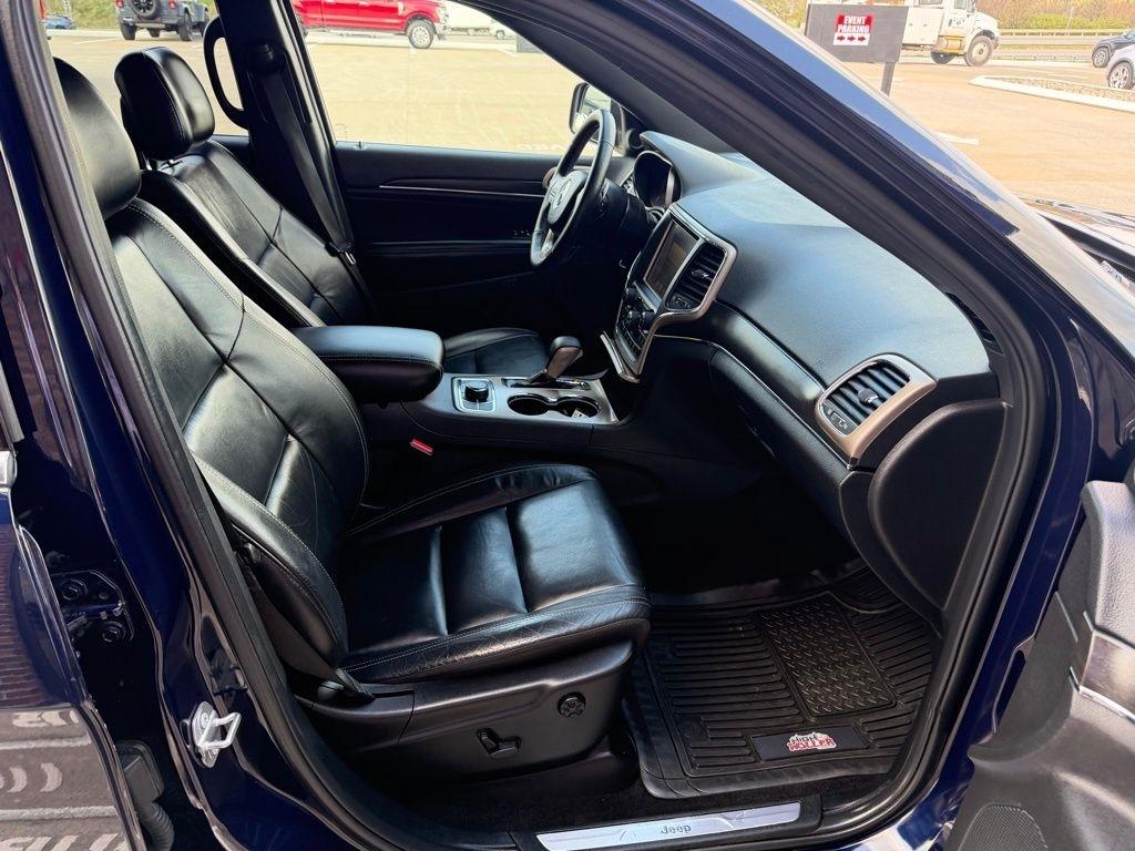 Jeep Grand Cherokee  2017