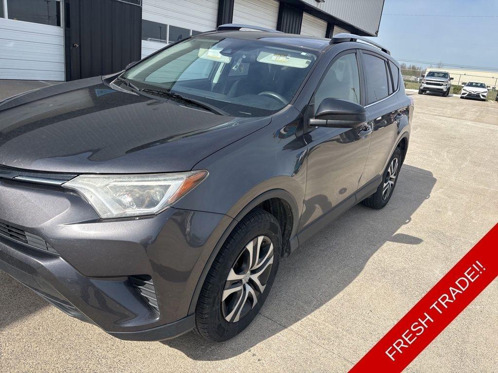 2017 Toyota RAV4 LE