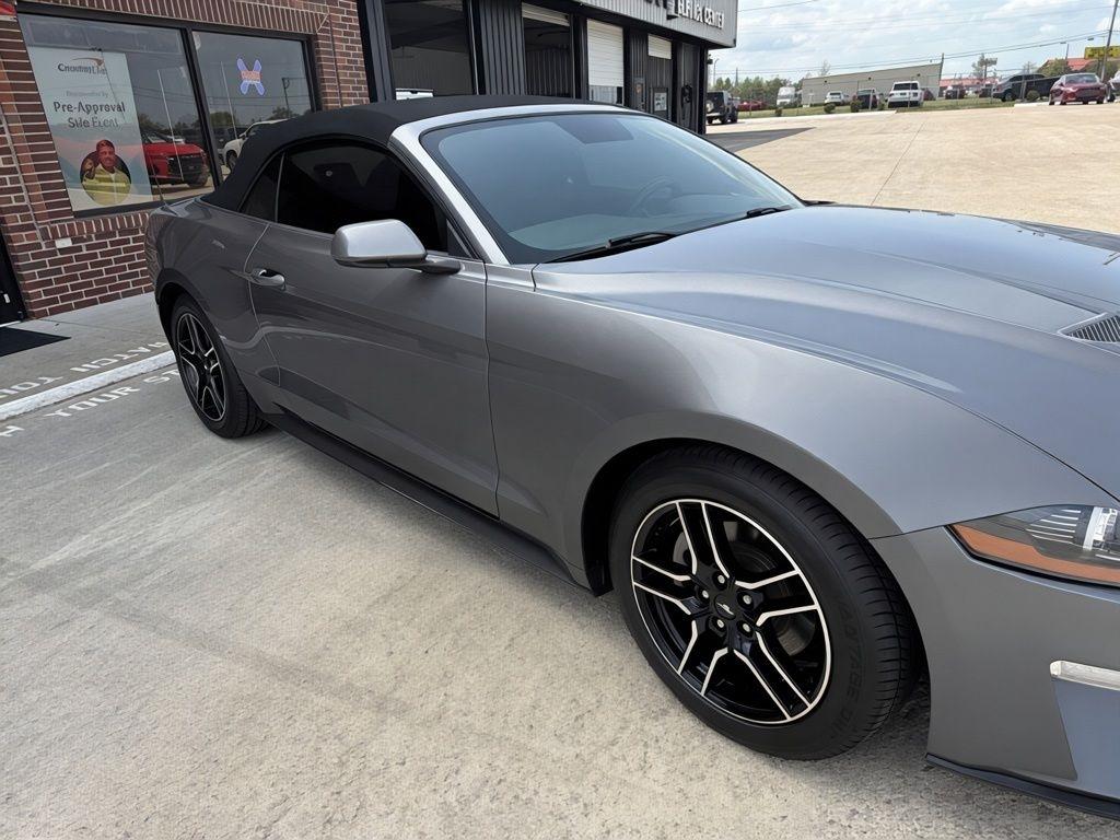 Ford Mustang  2021