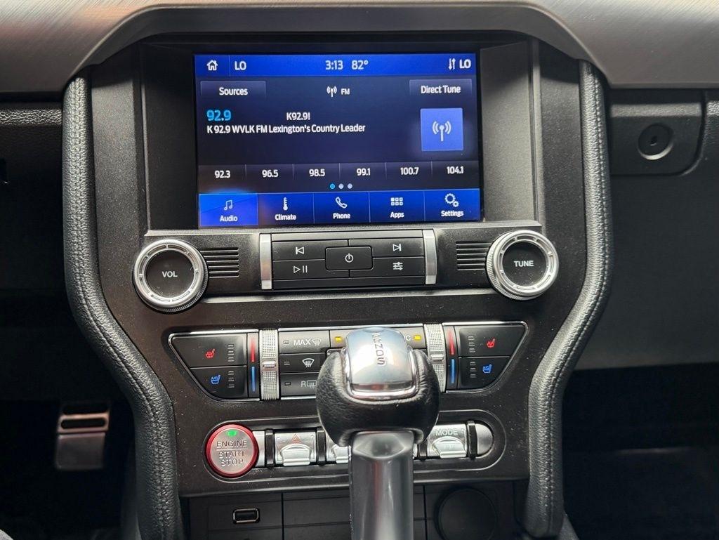 Ford Mustang  2021