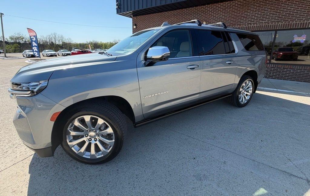 Chevrolet Suburban  2023