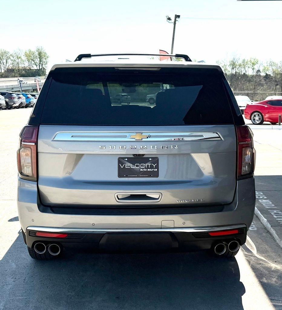 Chevrolet Suburban  2023