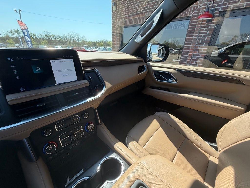 Chevrolet Suburban  2023