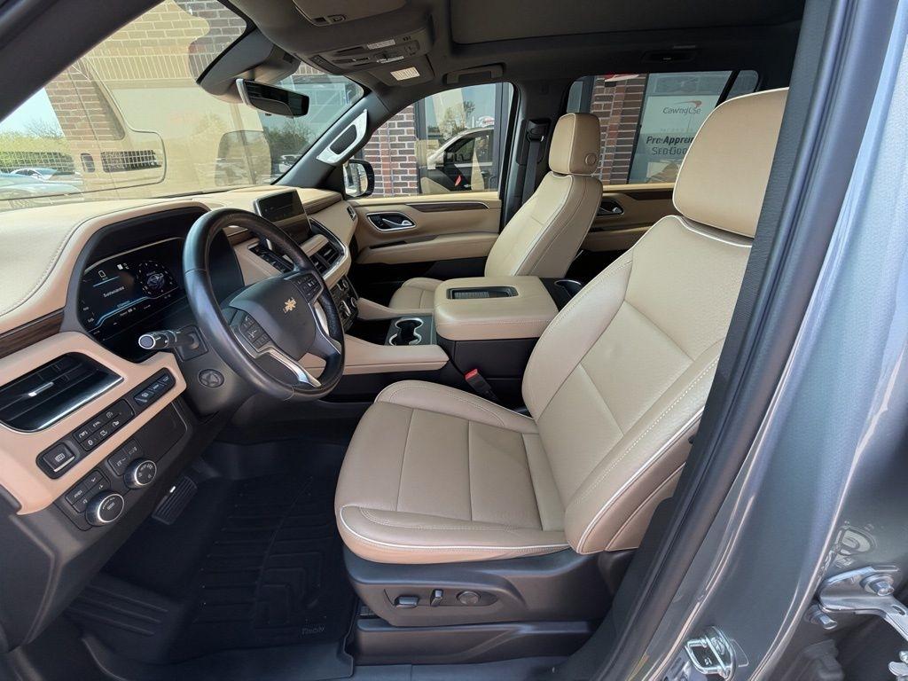 Chevrolet Suburban  2023