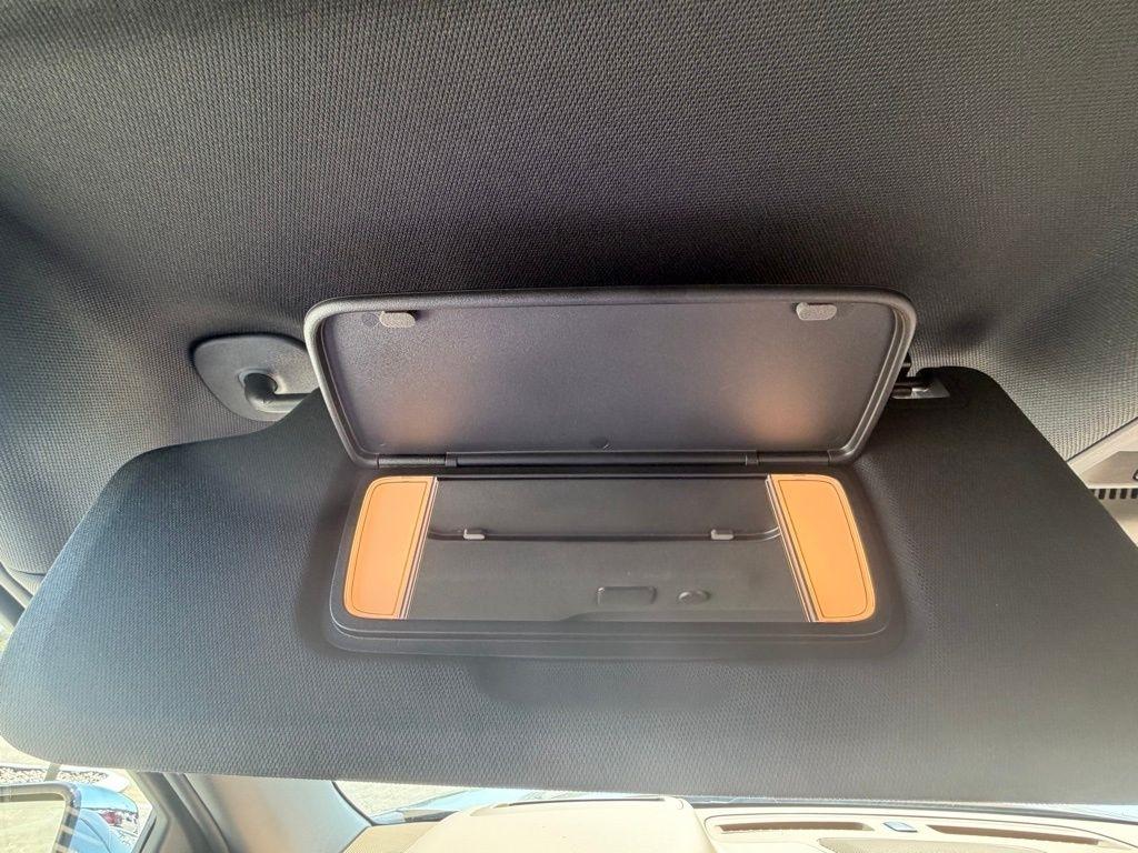 Chevrolet Suburban  2023