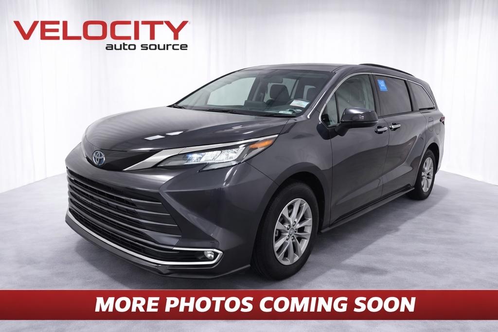 2022 Toyota Sienna XLE
