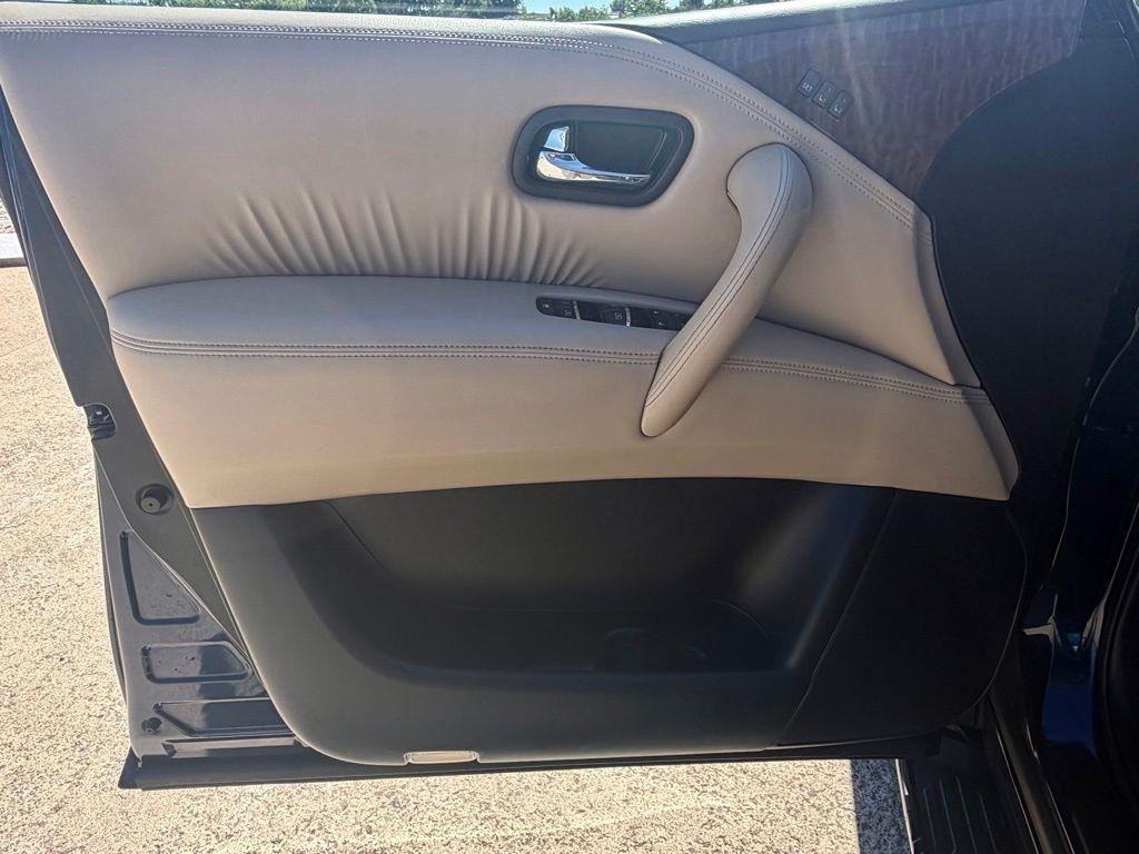 Nissan Armada  2018
