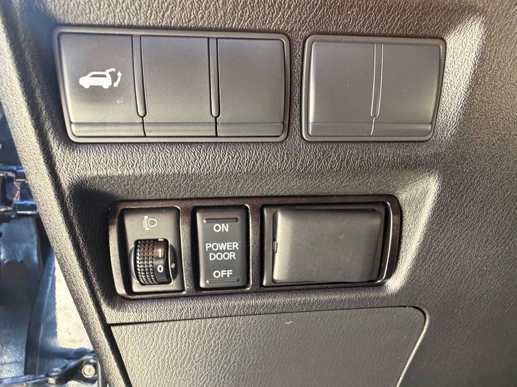 Nissan Armada  2018