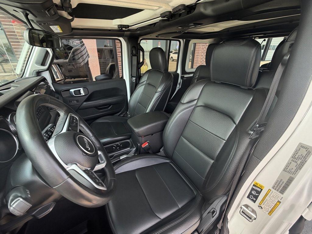 Jeep Wrangler  2021