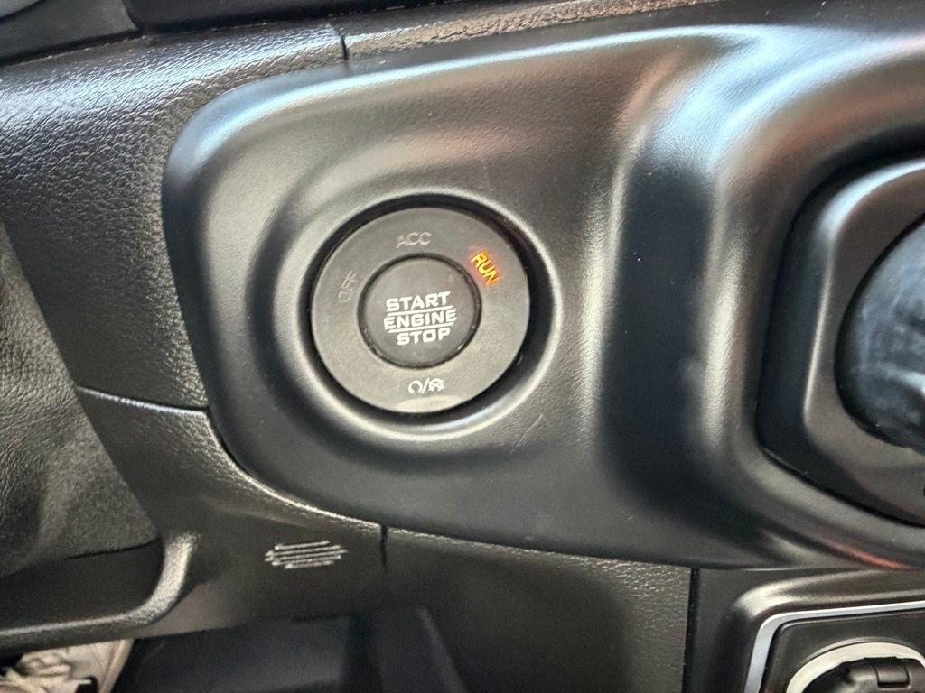 Jeep Wrangler  2021