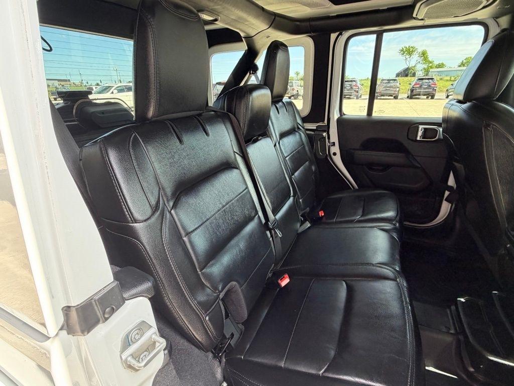 Jeep Wrangler  2021