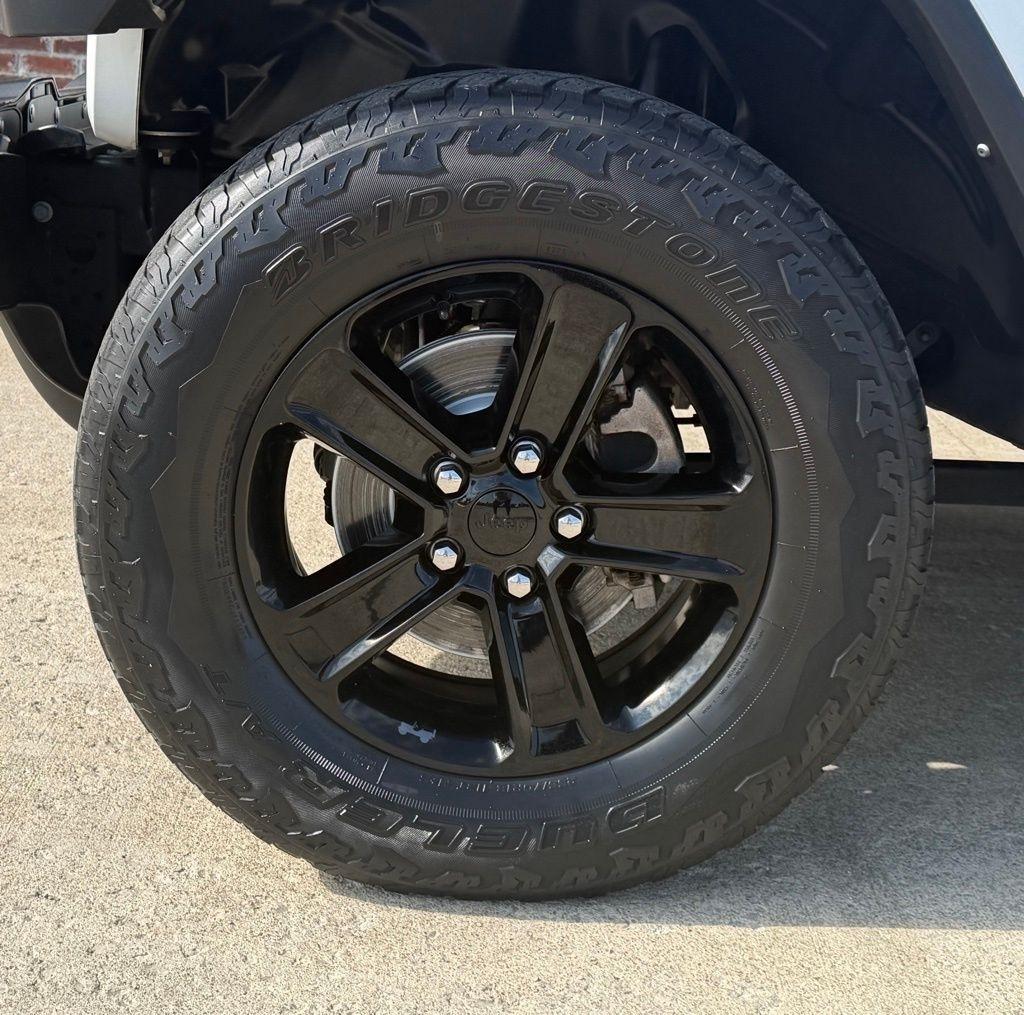 Jeep Wrangler  2021