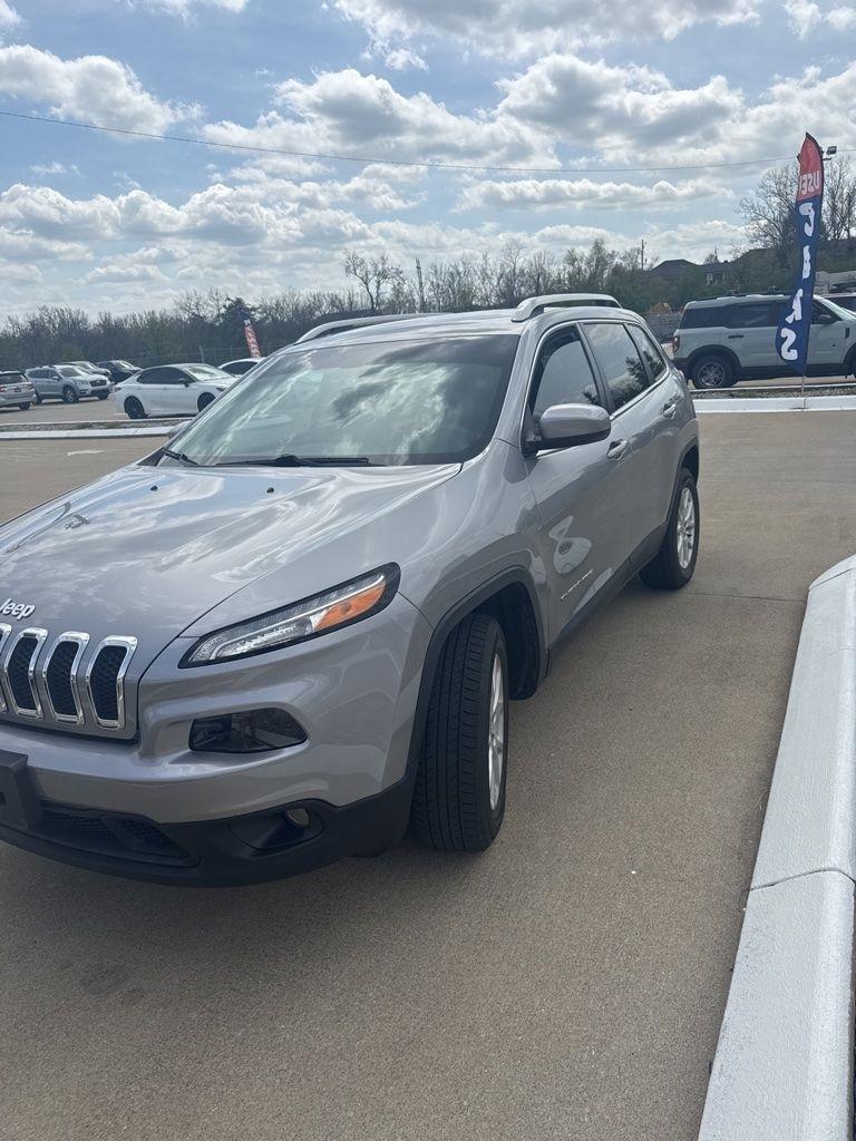 Jeep Cherokee  2017
