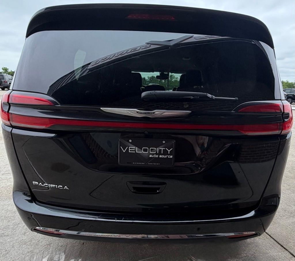 Chrysler Pacifica  2023