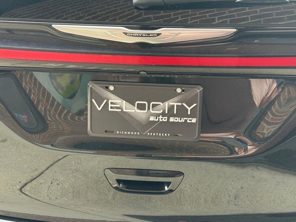 Chrysler Pacifica  2023