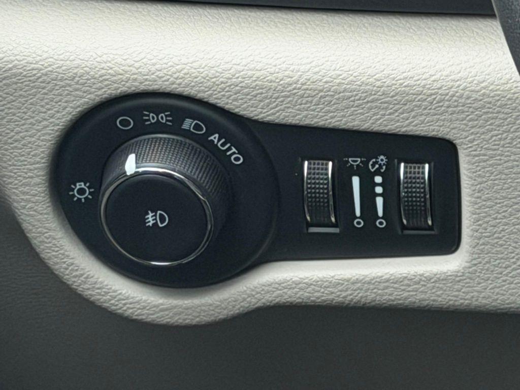 Chrysler Pacifica  2023