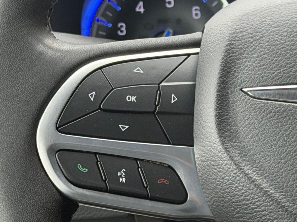 Chrysler Pacifica  2023