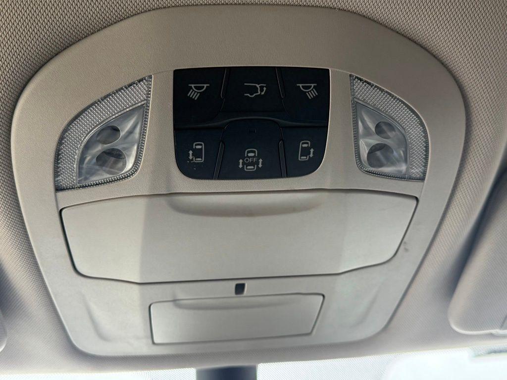 Chrysler Pacifica  2023