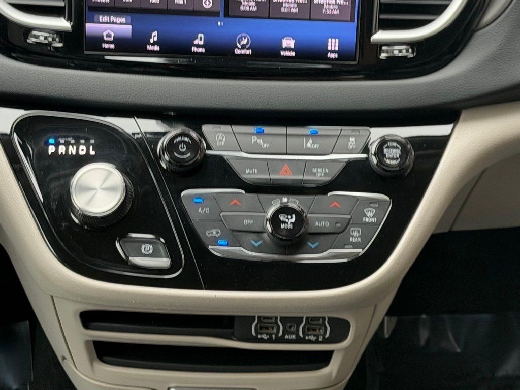 Chrysler Pacifica  2023