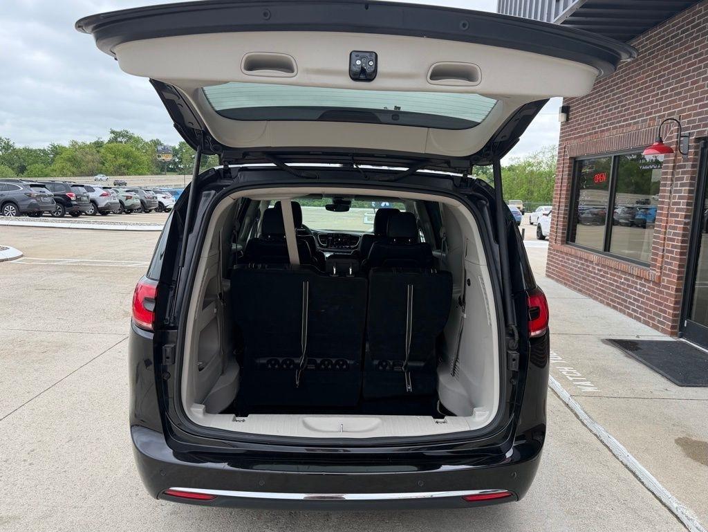 Chrysler Pacifica  2023