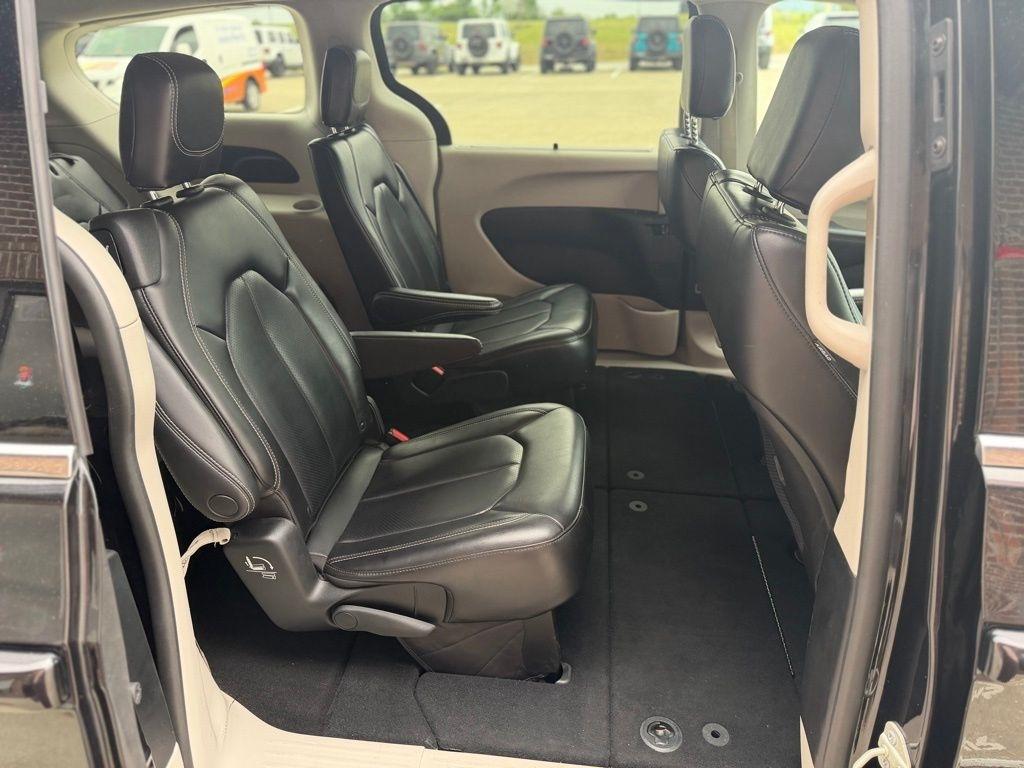 Chrysler Pacifica  2023