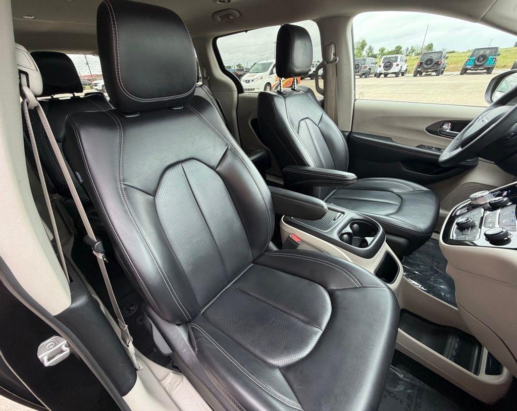 Chrysler Pacifica  2023