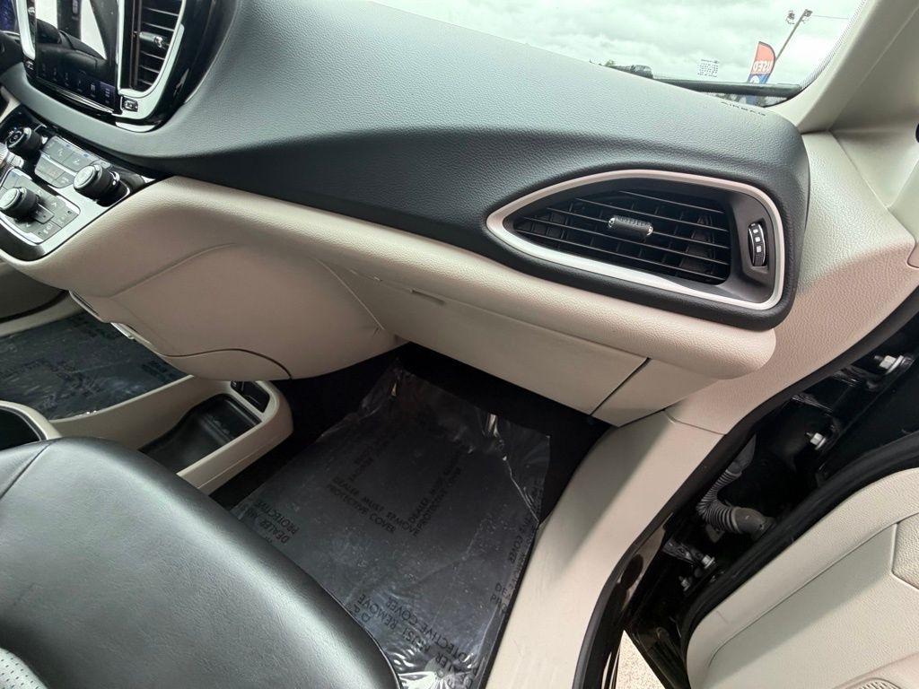 Chrysler Pacifica  2023