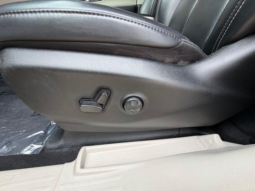 Chrysler Pacifica  2023