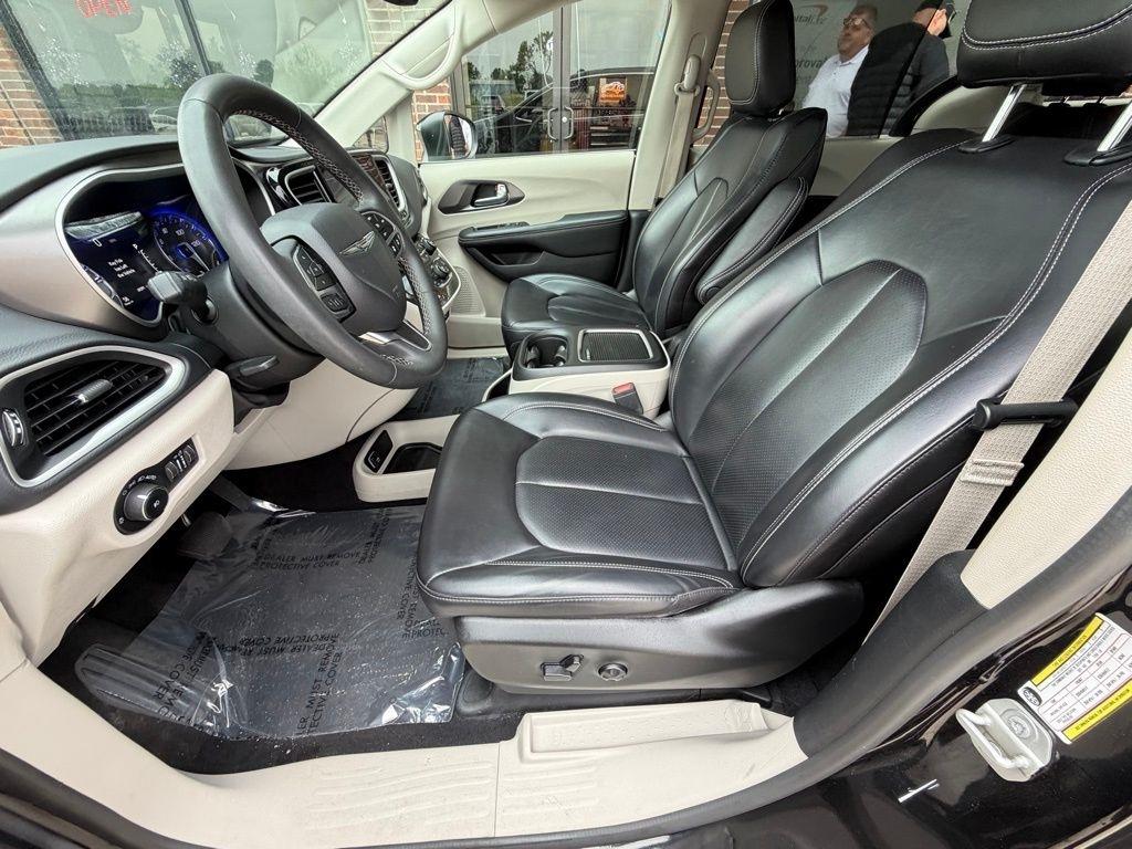 Chrysler Pacifica  2023