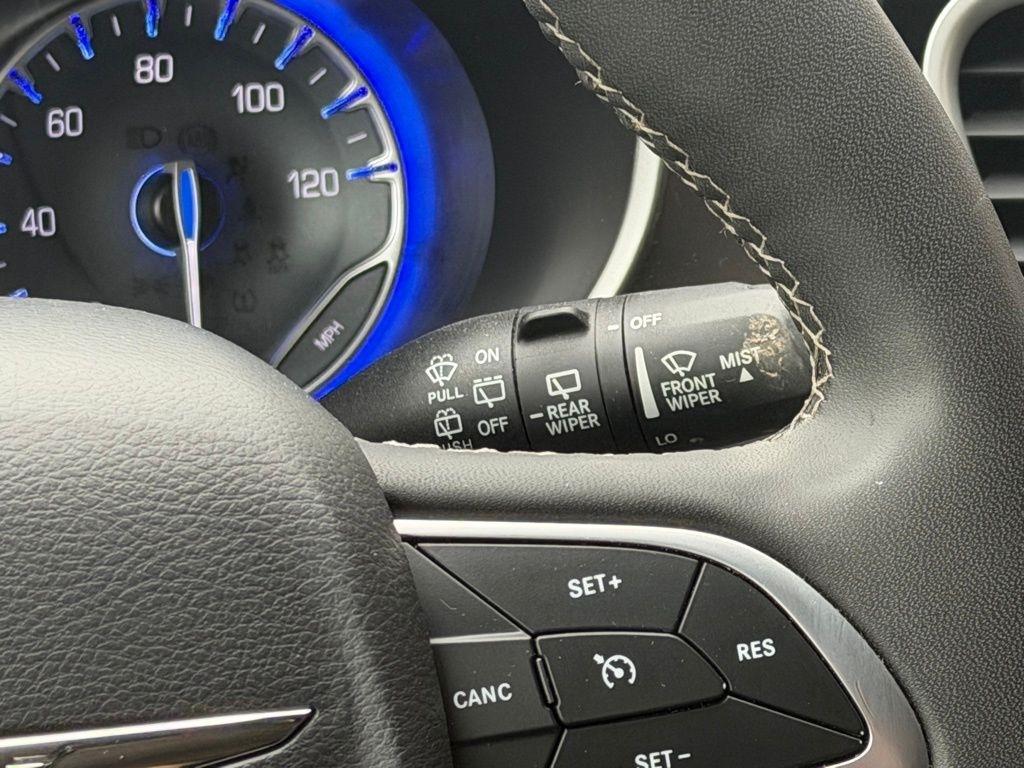 Chrysler Pacifica  2023