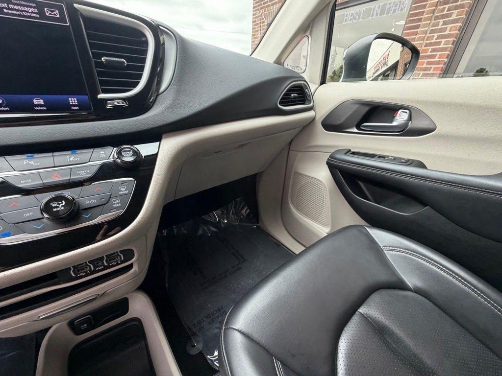 Chrysler Pacifica  2023