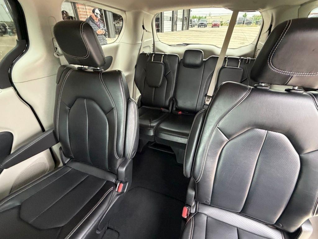 Chrysler Pacifica  2023
