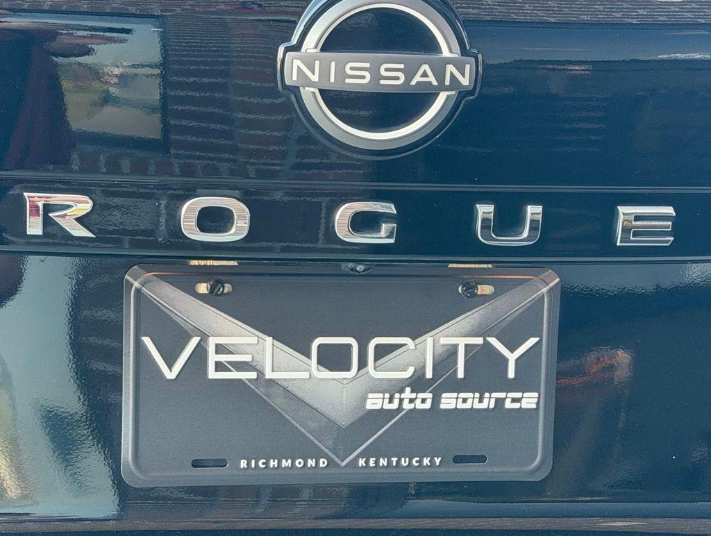 Nissan Rogue  2023