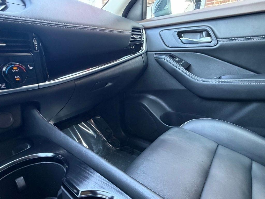 Nissan Rogue  2023