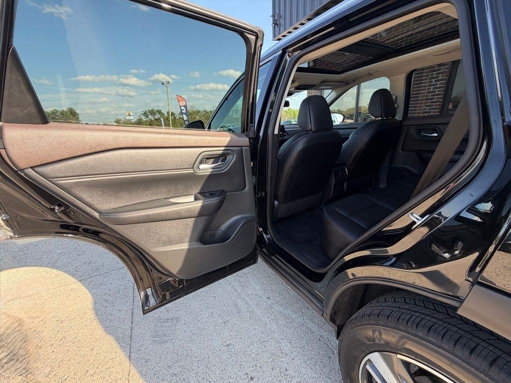 Nissan Rogue  2023