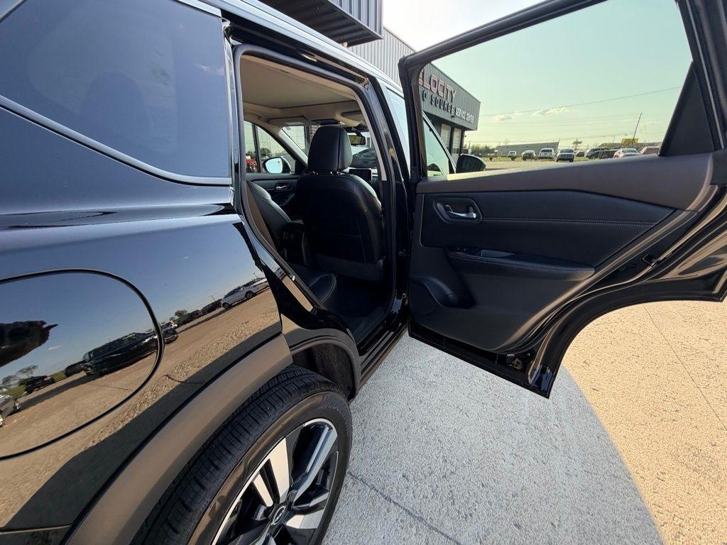 Nissan Rogue  2023