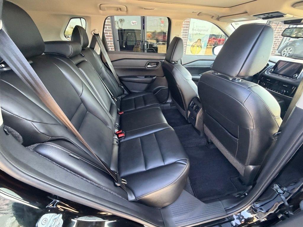 Nissan Rogue  2023